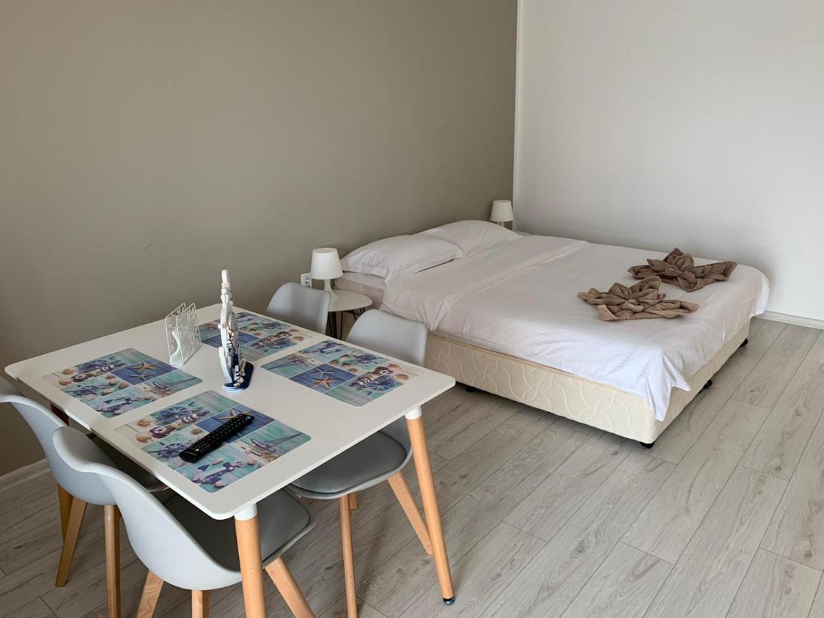 Summer Apartments Kabakum โกลเดน แซนส์ ภายนอก รูปภาพ