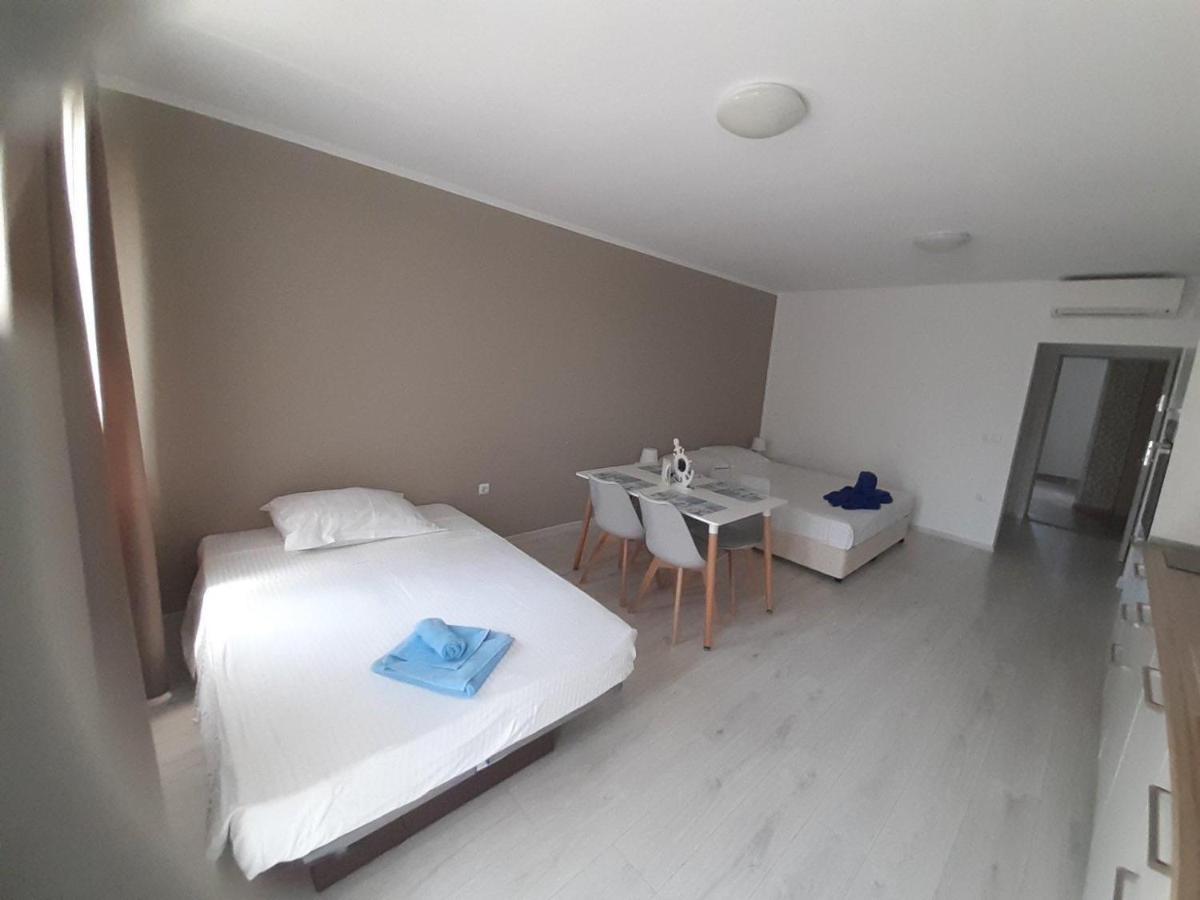 Summer Apartments Kabakum โกลเดน แซนส์ ภายนอก รูปภาพ